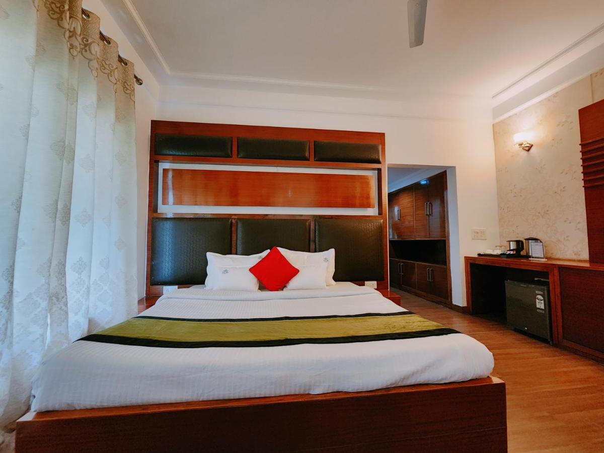 Hotel Bliss Kasauli Eksteriør bilde